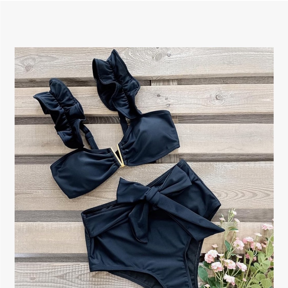 Women's Black Ruffle Bikini Set - Picture 5 of 8